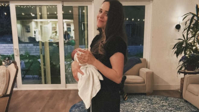 jinger duggar holding son finn
